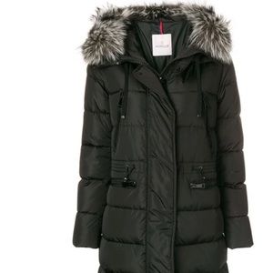 Women’s Moncler Aphrotiti Down Coat 🗣